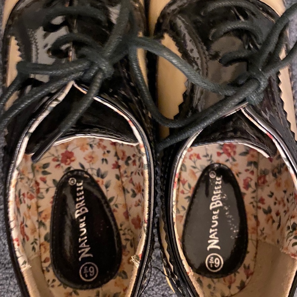 Shoes - Picture 3 of 3